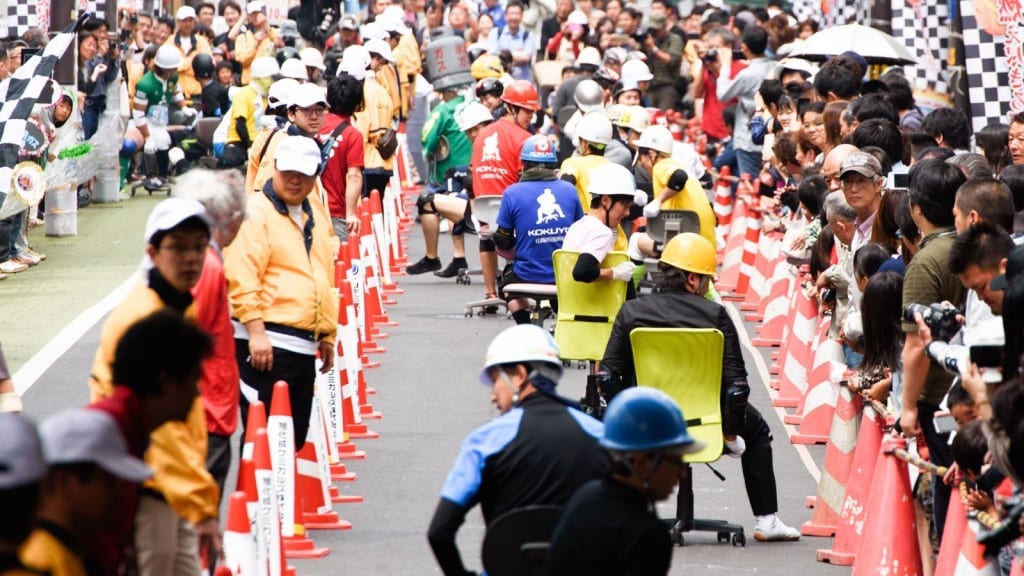 Balapan Kursi Kantor di Jepang